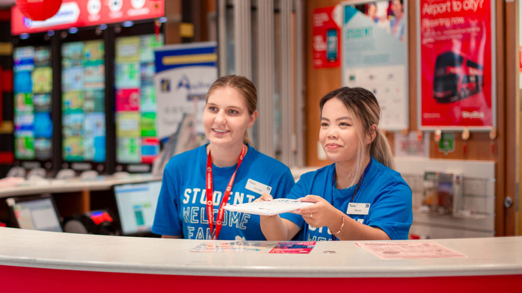 study melbourne student welcome desk