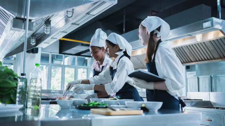 fee-free-tafe-courses-available-to-eligible-visa-holders-insider-guides