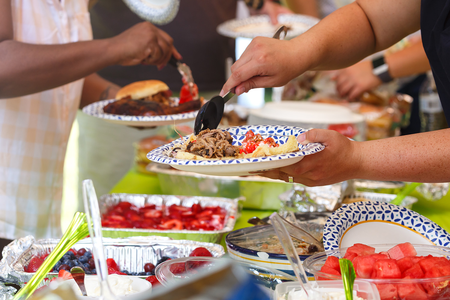 What Does ‘Bring a Plate’ Actually Mean? Australian Social Etiquette Explained